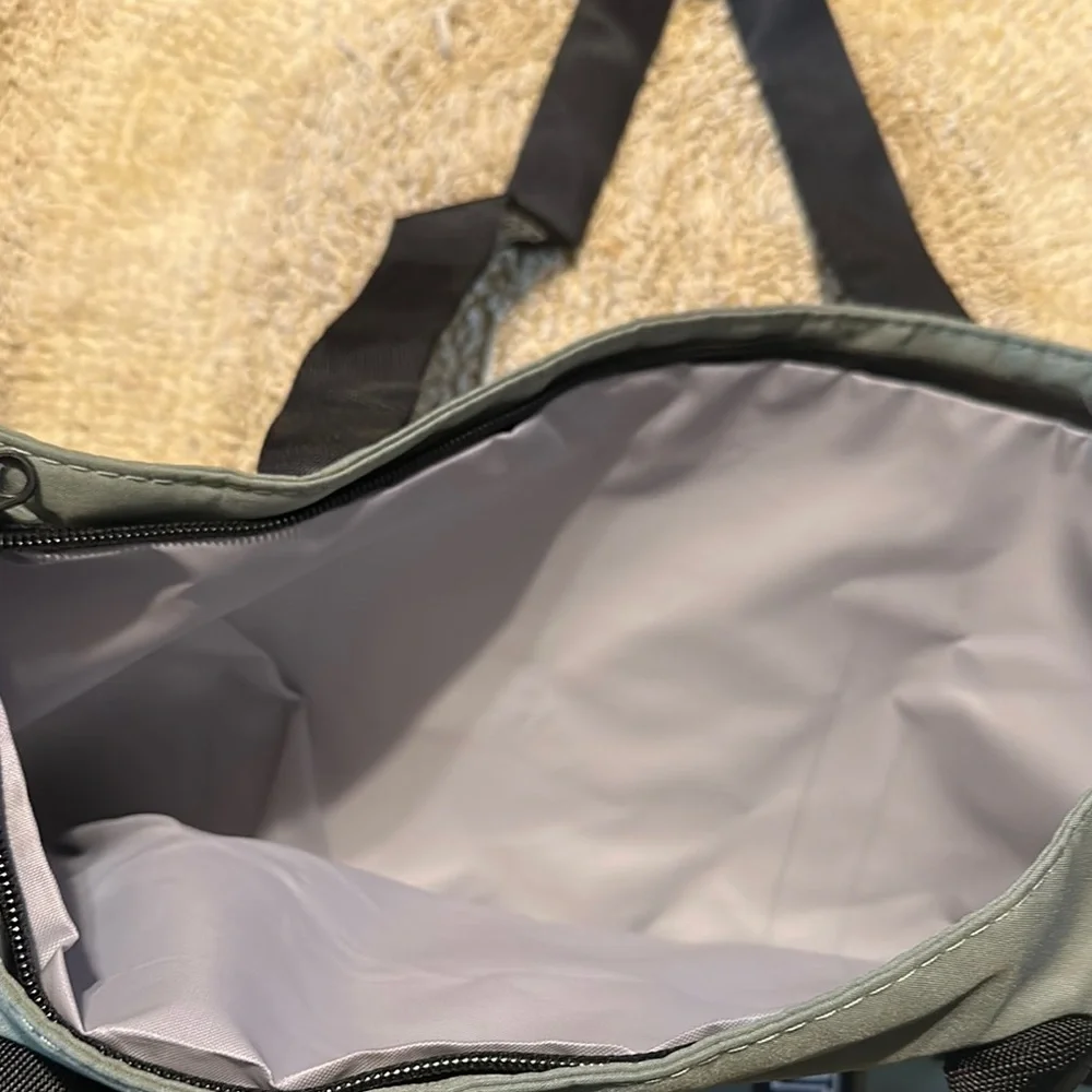 PINK Green and Black Color-Blocked Tote - Picture 5 of 9